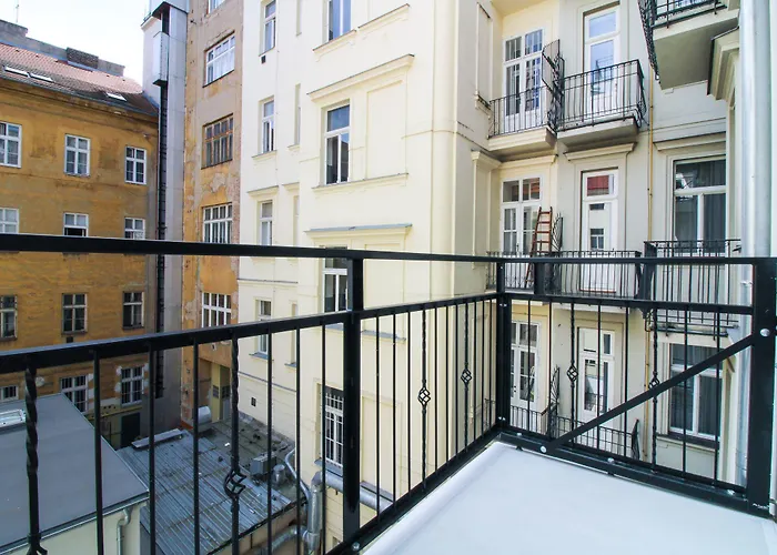 Bouquet Apartment Prag