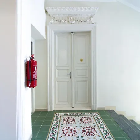 Apartament Bouquet *